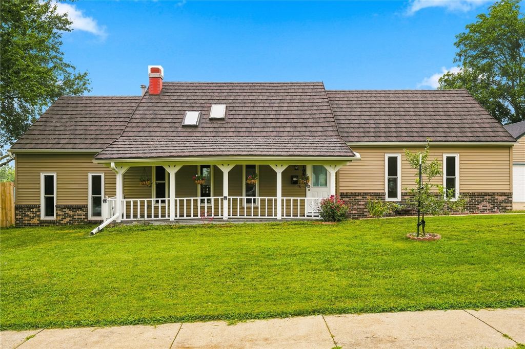 3106 Hogan Avenue NW, Cedar Rapids, IA 52405