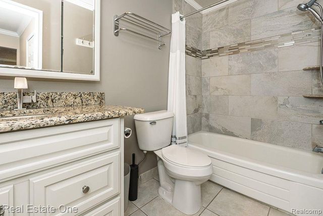 803 Plate Street 204, Rochester, MI 48307