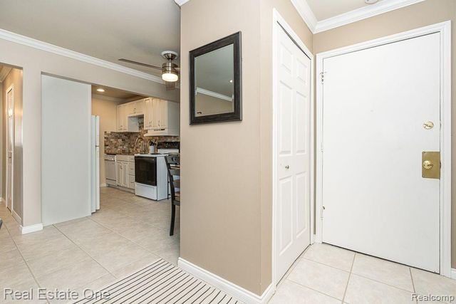 803 Plate Street 204, Rochester, MI 48307