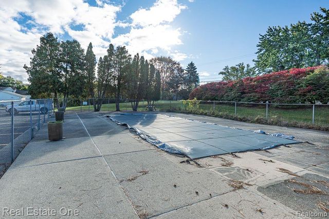 803 Plate Street 204, Rochester, MI 48307