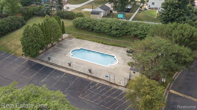 803 Plate Street 204, Rochester, MI 48307