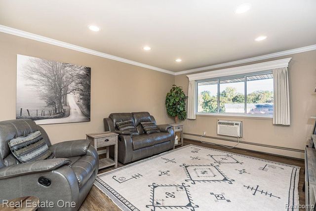 803 Plate Street 204, Rochester, MI 48307