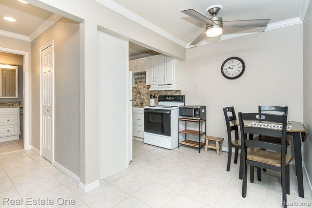 803 Plate Street 204, Rochester, MI 48307