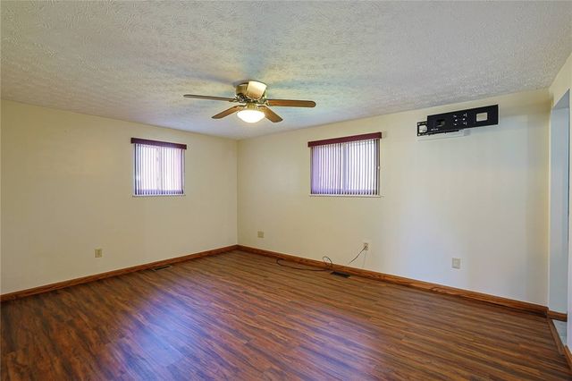 211 Katy Lane, Englewood, OH 45322