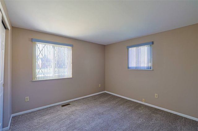 211 Katy Lane, Englewood, OH 45322