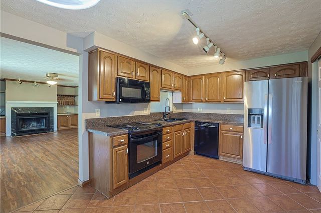 211 Katy Lane, Englewood, OH 45322