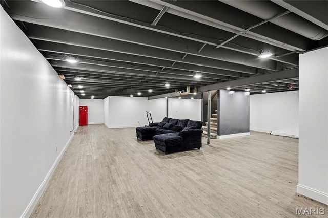 11720 Sheffield Drive, Florissant, MO 63033