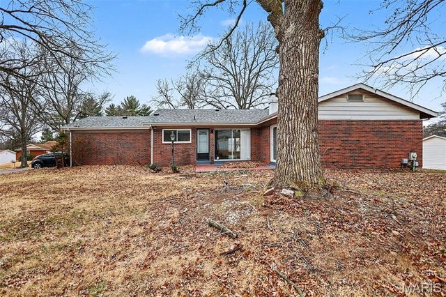 11720 Sheffield Drive, Florissant, MO 63033