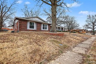 11720 Sheffield Drive, Florissant, MO 63033