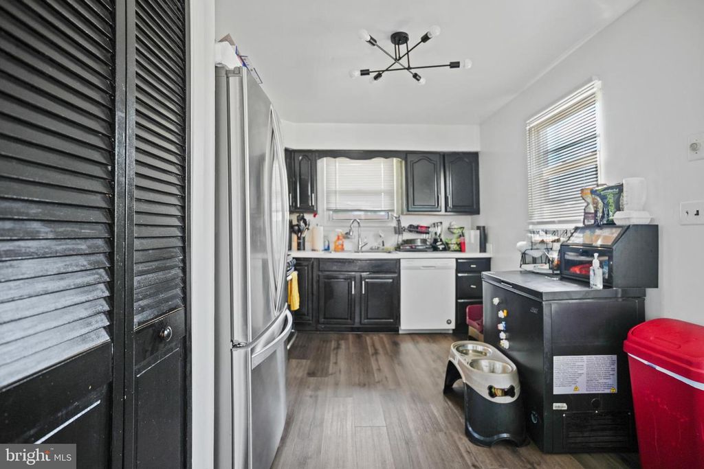 Image 7 of property listing at 3723 EASTMAN RD, Randallstown, MD 21133