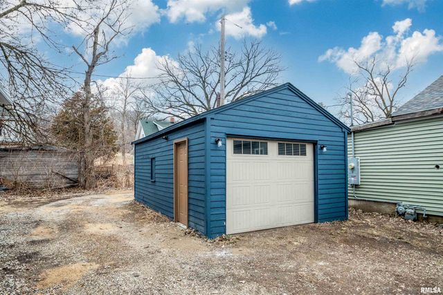 7113 S DEPOT Street, Bartonville, IL 61607