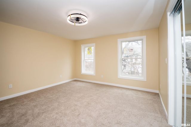 7113 S DEPOT Street, Bartonville, IL 61607