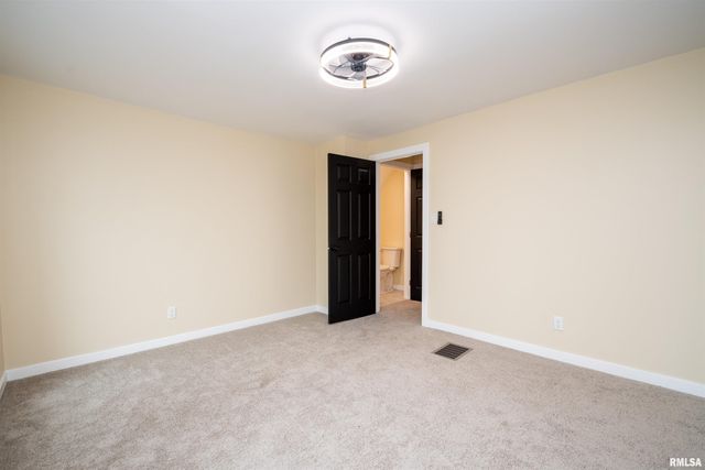 7113 S DEPOT Street, Bartonville, IL 61607