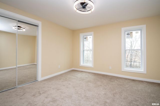 7113 S DEPOT Street, Bartonville, IL 61607