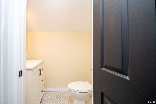 7113 S DEPOT Street, Bartonville, IL 61607