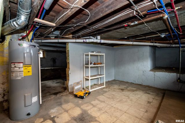 7113 S DEPOT Street, Bartonville, IL 61607