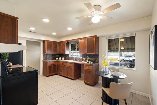 5714 Claremont Ave, Stockton, CA 95207