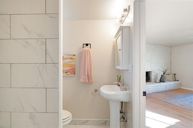 5714 Claremont Ave, Stockton, CA 95207