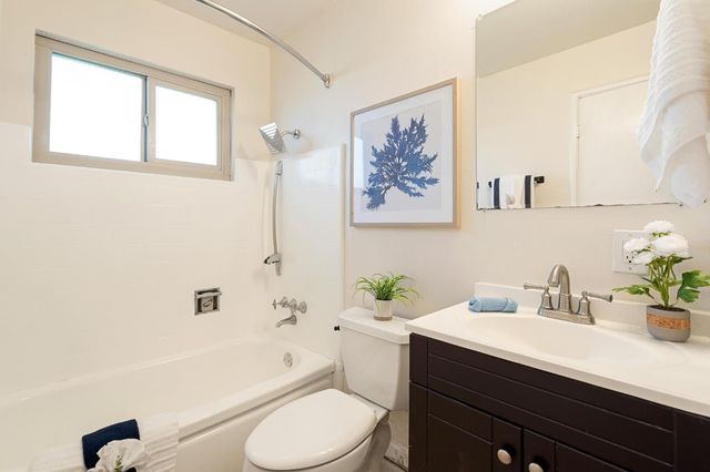 5714 Claremont Ave, Stockton, CA 95207