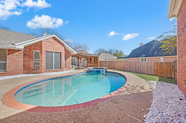 804 Stratford Drive, Southlake, TX 76092