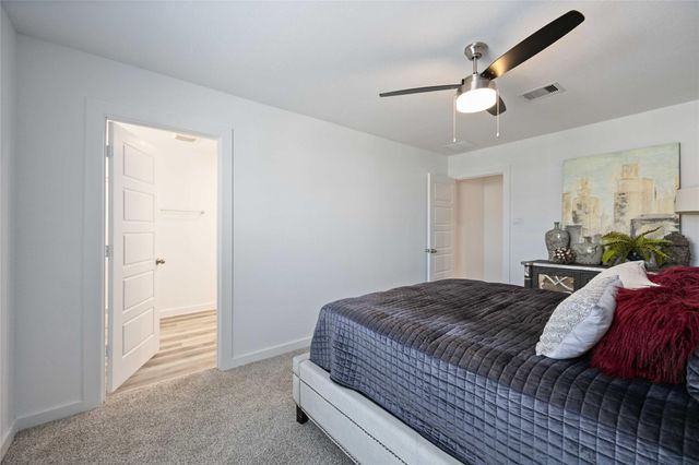 3245 Summercrisp Hollow Lane, Pearland, TX 77581