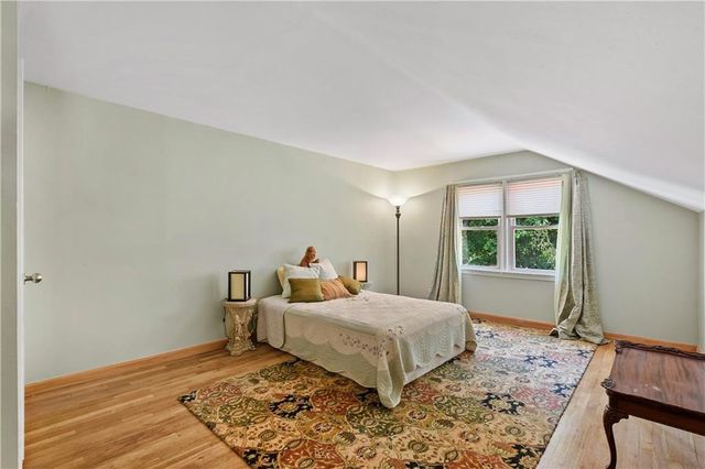 24 Ronalds Avenue Semi Attached Home, New Rochelle, NY 10801