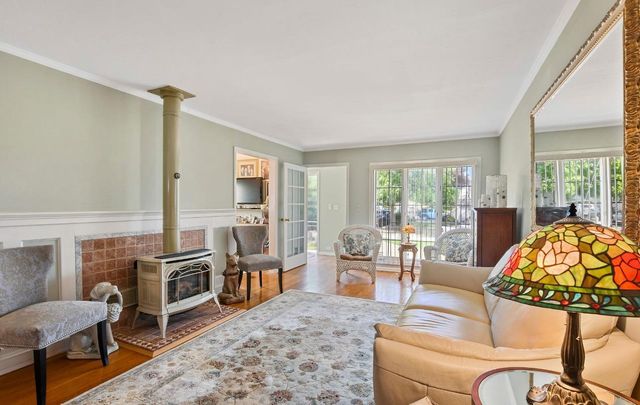 24 Ronalds Avenue Semi Attached Home, New Rochelle, NY 10801