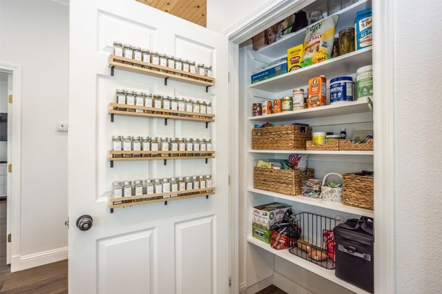 1630 County Road 140, Whitesboro, TX 76273