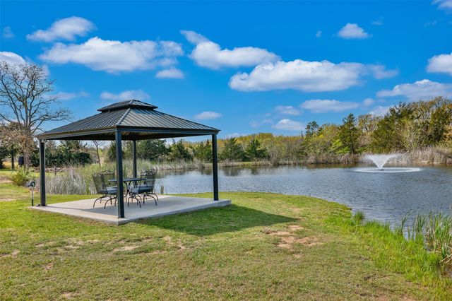 1630 County Road 140, Whitesboro, TX 76273