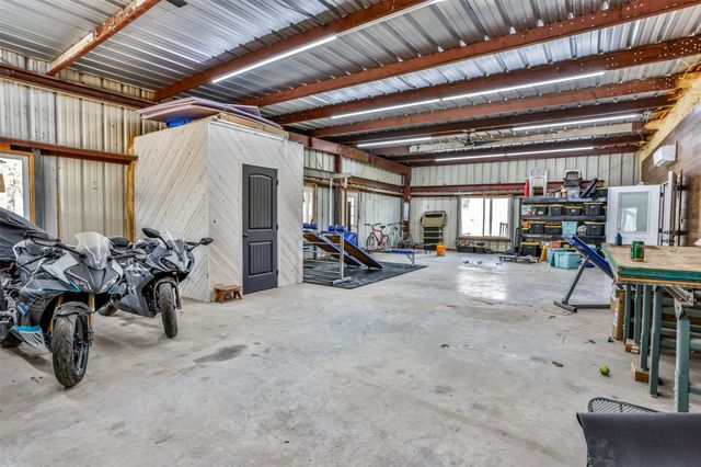 1630 County Road 140, Whitesboro, TX 76273