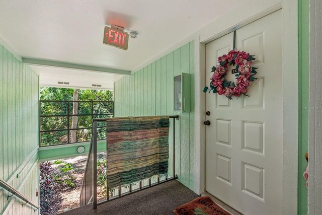 3295 FOX CHASE CIRCLE N 207, Palm Harbor, FL 34683