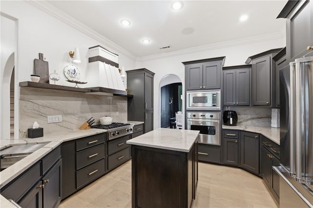 5507 S 45th Court, Rogers, AR 72758