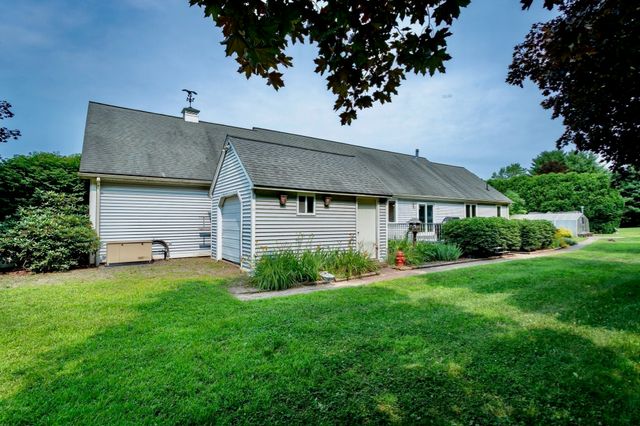 48 N Longyard Road, Southwick, MA 01077