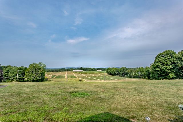 48 N Longyard Road, Southwick, MA 01077