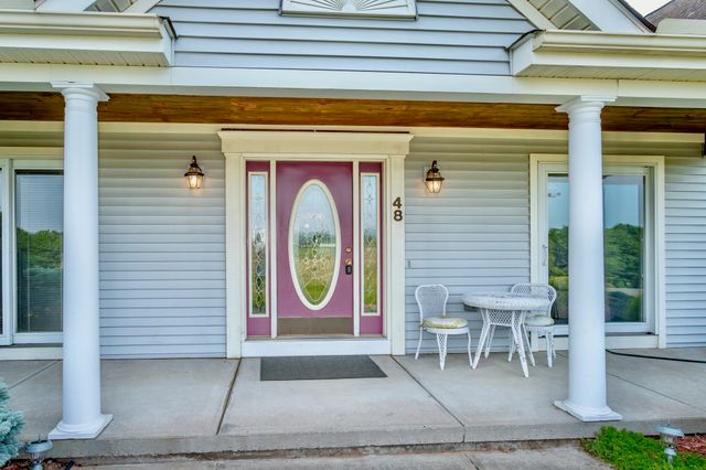 48 N Longyard Road, Southwick, MA 01077