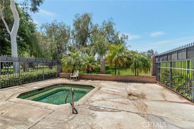 3246 Little Mountain Drive D, San Bernardino, CA 92405