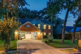 3404 Rosemary Court, Bedford, TX 76021