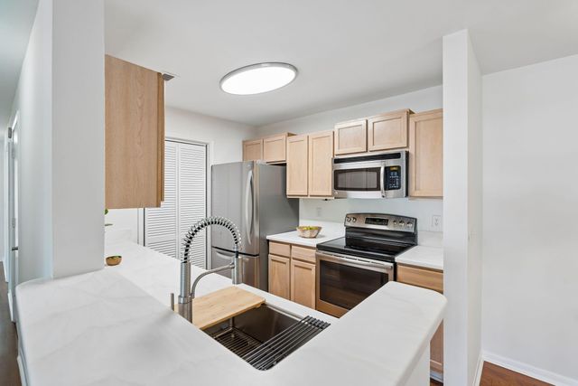 2011 N Highway 17 Unit 1900r, Mount Pleasant, SC 29466