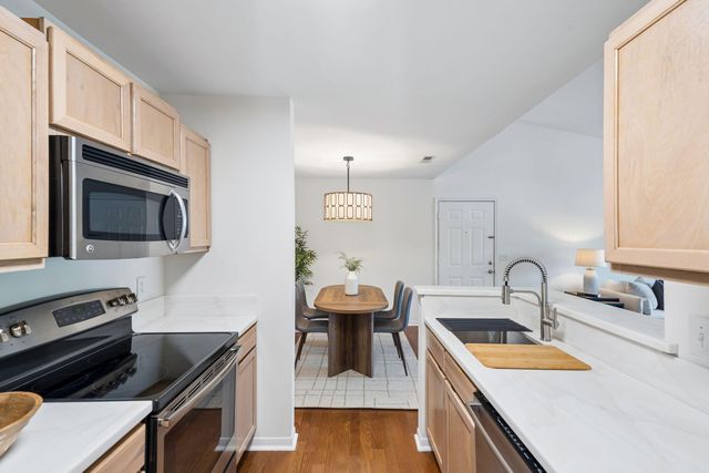2011 N Highway 17 Unit 1900r, Mount Pleasant, SC 29466