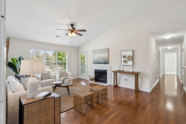 2011 N Highway 17 Unit 1900r, Mount Pleasant, SC 29466