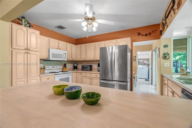 18425 SW 87th Court, Cutler Bay, FL 33157