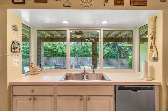 18425 SW 87th Court, Cutler Bay, FL 33157