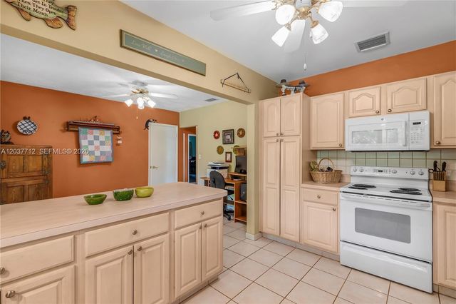 18425 SW 87th Court, Cutler Bay, FL 33157