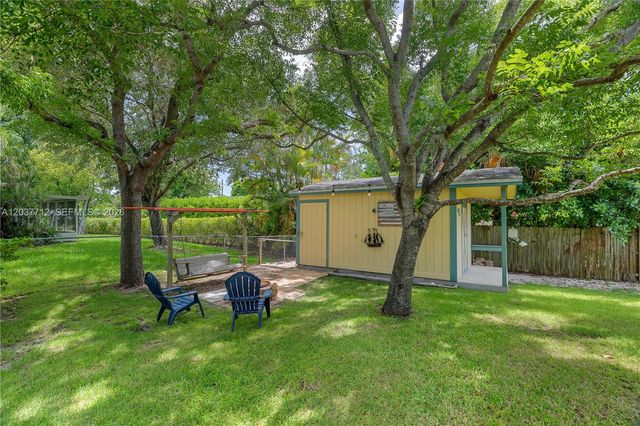 18425 SW 87th Court, Cutler Bay, FL 33157