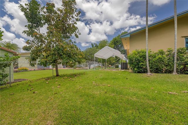 18425 SW 87th Court, Cutler Bay, FL 33157