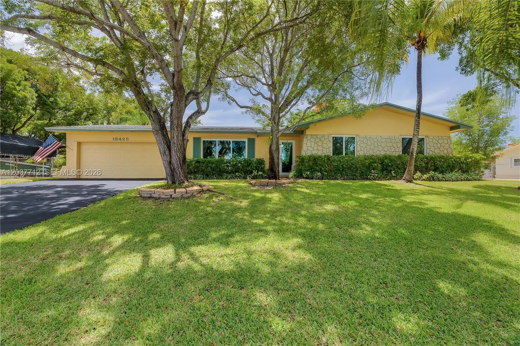 18425 SW 87th Court, Cutler Bay, FL 33157