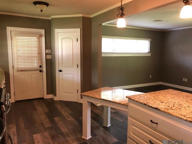 368 Oak St, Denham Springs, LA 70726