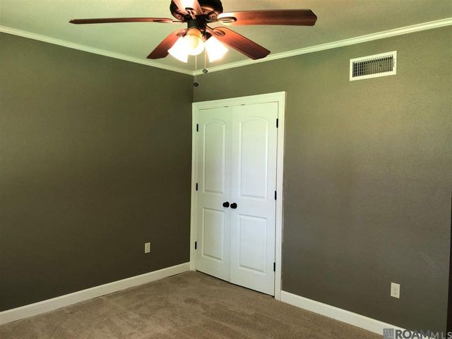 368 Oak St, Denham Springs, LA 70726