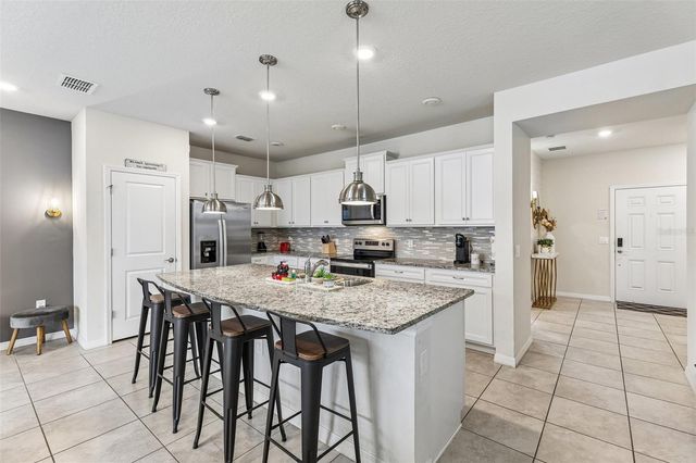 4290 LANA AVENUE, Davenport, FL 33897