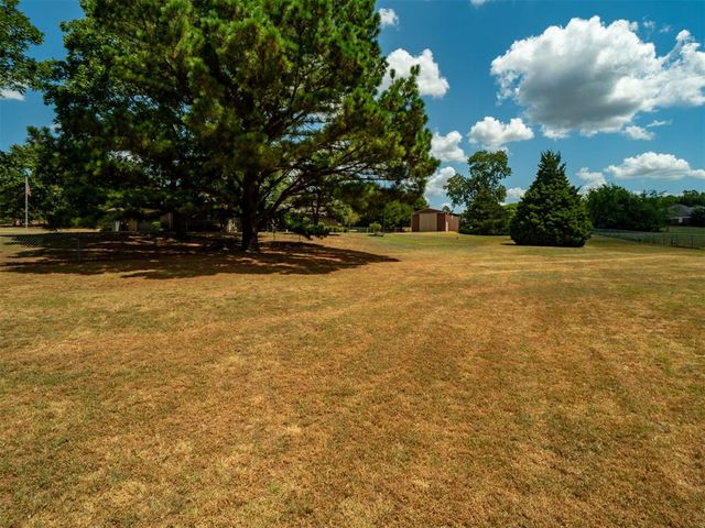 43343 Birchwood Drive, Tecumseh, OK 74873